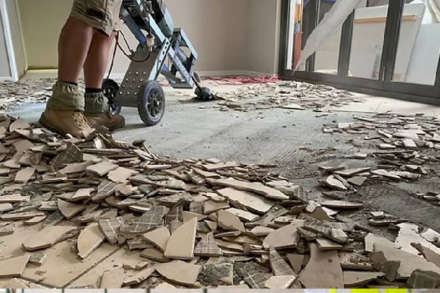 Floor & Tile Removal